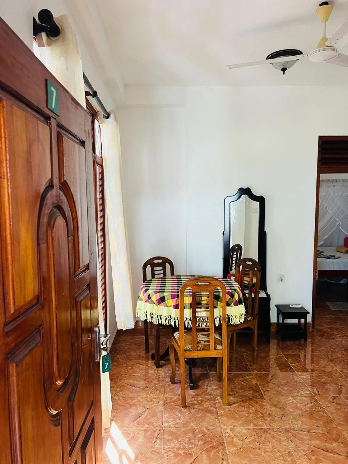 Beach Reach Una By Happy Coconut Unawatuna Exterior photo